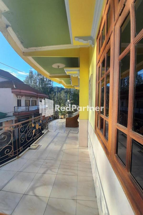 Bromo Indah Lestari Homestay Mitra Reddoorz Pasuruan Exterior foto